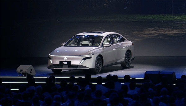 10.69萬起 東風日產插混轎車N6預售:真沒理由買軒逸了