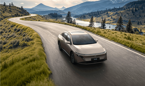 10.69萬起 東風日產插混轎車N6預售:真沒理由買軒逸了