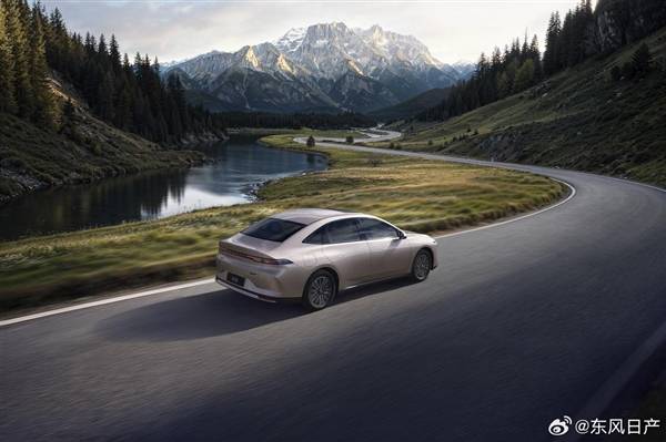 10.69萬起 東風日產插混轎車N6預售:真沒理由買軒逸了