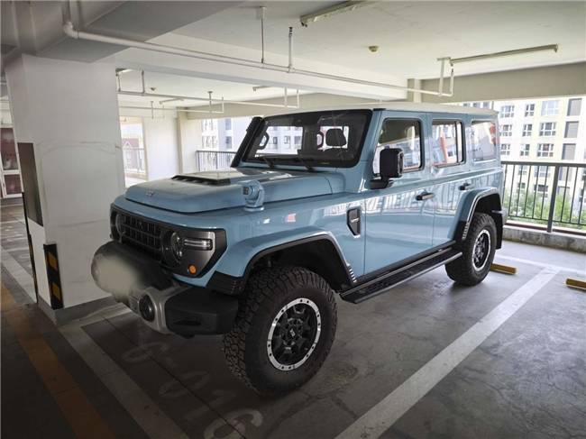 T01長風版是小區地庫最亮眼的“風景線”