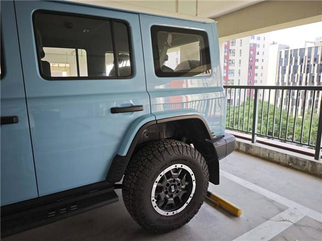 T01長風版是小區地庫最亮眼的“風景線”