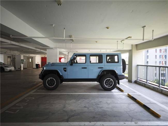 T01長風版是小區地庫最亮眼的“風景線”