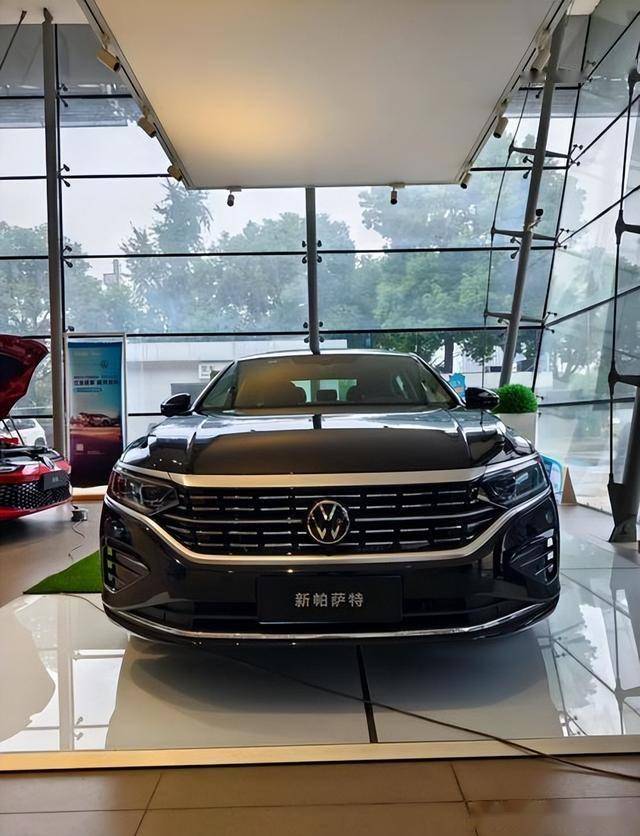 帕薩特:B級轎車典范,歷經考驗,面臨新機遇與挑戰?