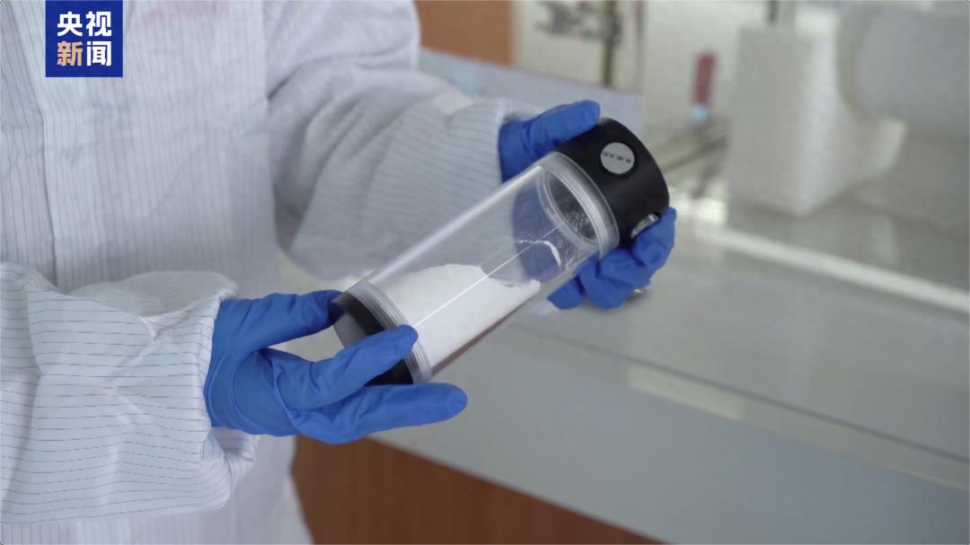 電車?yán)m(xù)航有望突破1000公里!全固態(tài)電池開發(fā)有新進展