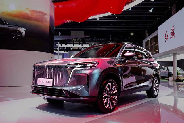 品牌煥新邁入新階段 紅旗三大子品牌亮相廣州車展