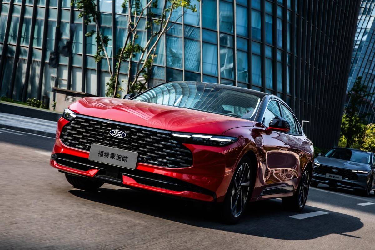 福特蒙迪歐改款首發:外觀更運動,內飾更科技