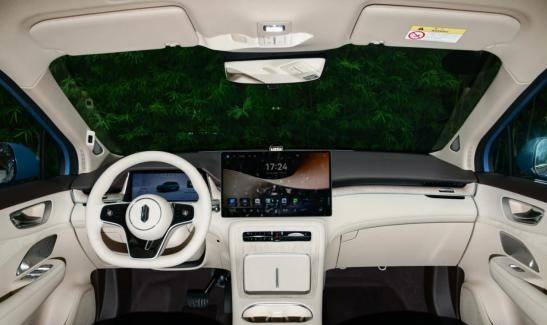 15.98萬開走華為智駕!這輛SUV上市43天賣爆10000臺,家庭車主:比宋PLUS更值